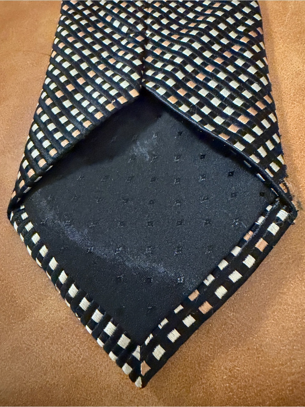 👔Valerio Garati Pure Silk Handmade Tie in Black, Cream & Tan Grid Pattern - Picture 3 of 10